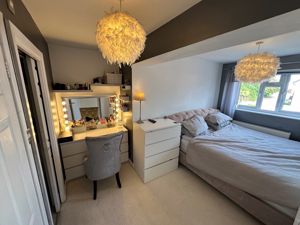 Photo 6- click for photo gallery